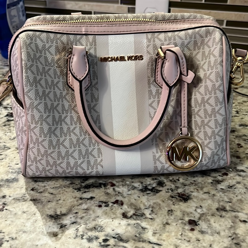 MICHEAL KORS purse